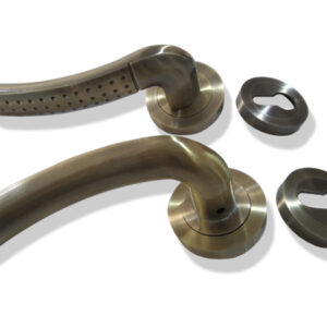 Golden Touch Aluminium Handle – Stylish & Durable Interior Door Hardware